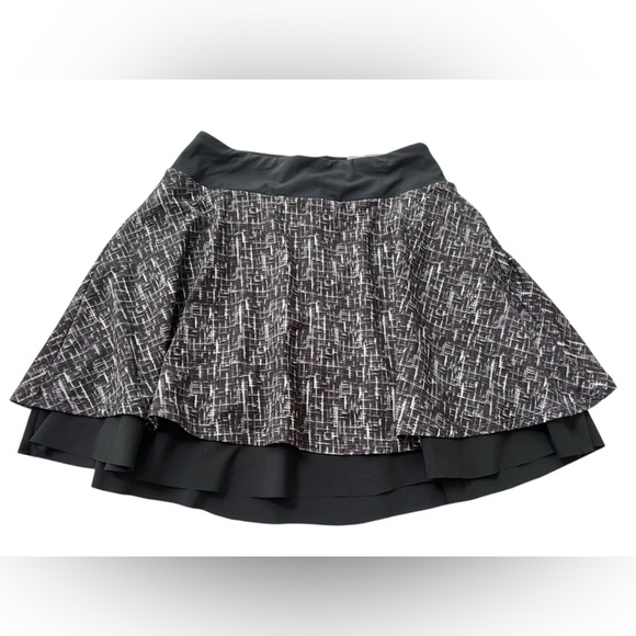 NWT Calia by Carrie Underwood Double Layer Skort in Cross Thatch Black in XS - Picture 2 of 8